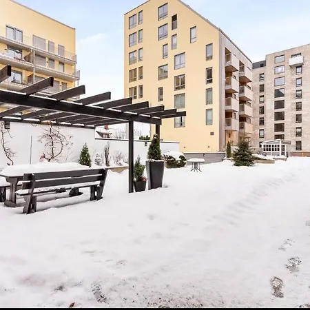 Demims - Central, Cozy & Parking Lillestrøm